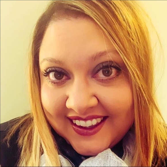 Meet your Posher, Jessica - Picture 6 of 11